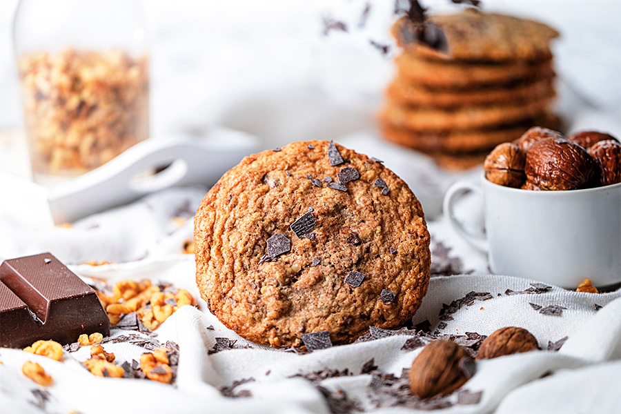 Chocolate Chip & Walnut Cookie