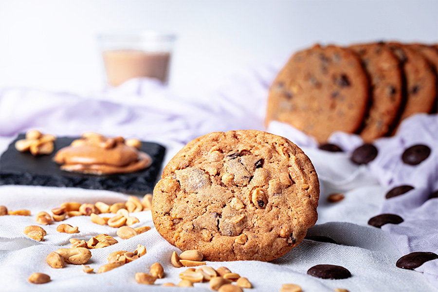 Peanut Butter & Chocolate Cookie